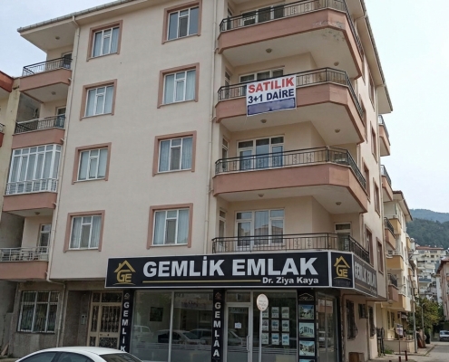 Gemlik Dr. Ziya Kaya Mahallesi Satılık 3+1 Daireler ve Fiyatları Gemlik Dr. Ziya Kaya Mahallesi Satılık 3+1 Daireler ve Fiyatları